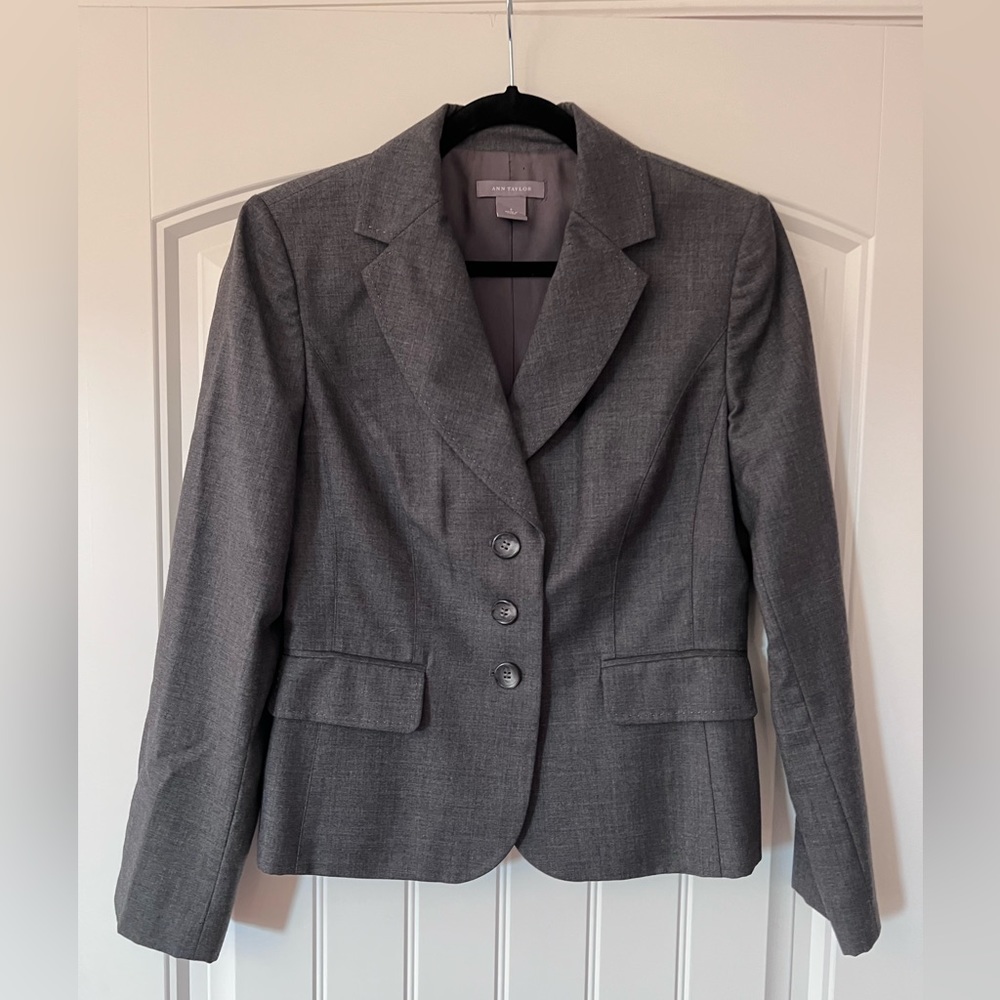 Ann Taylor Gray Pant Suit